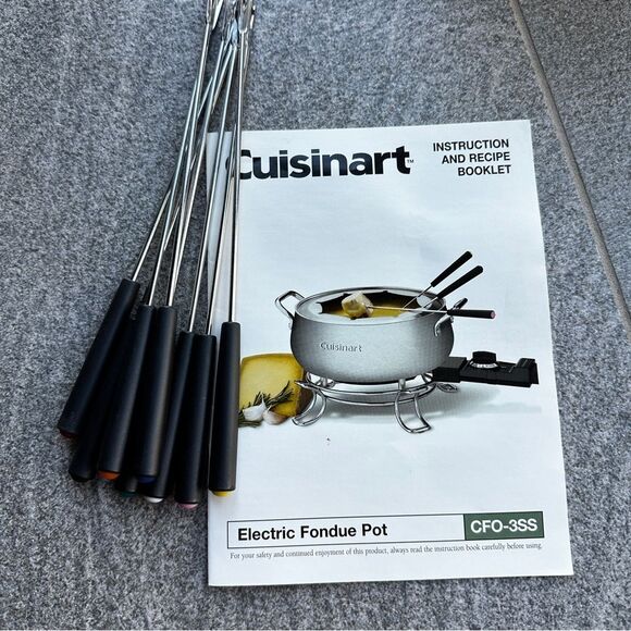 Cuisinart CFO-3SS 1000W Electric Plug-in Fondue Set Stainless Steel Non Stick - Picture 3 of 7